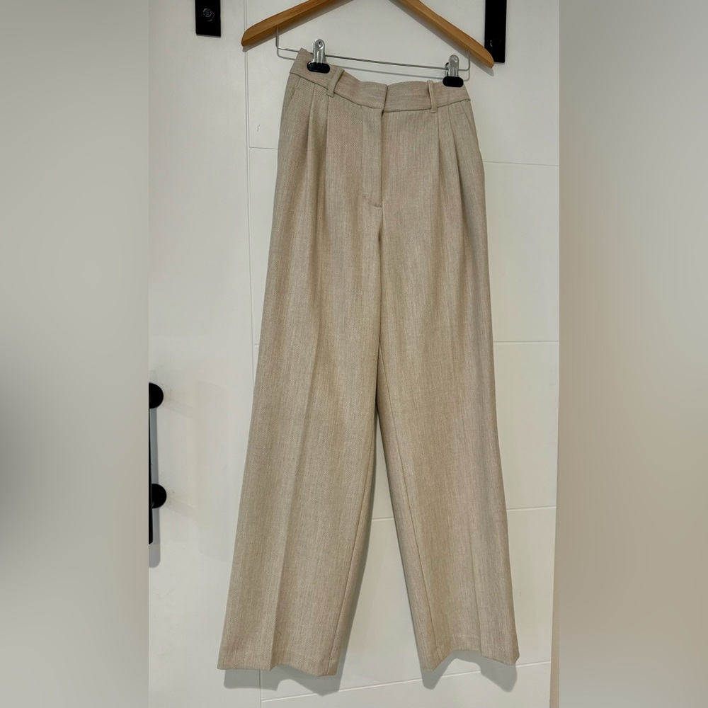 The Effortless Pant by Wilfred